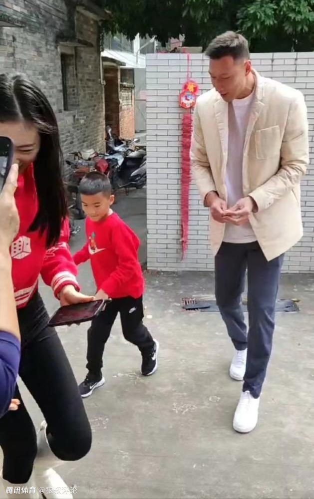泰特过去曾在博洛尼亚效力，因此对意甲联赛并不陌生。